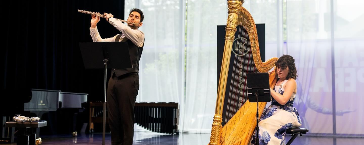 Arin Sarkissian, flute, and Kaitlin Miller, Harp, performing as Duo Duroro