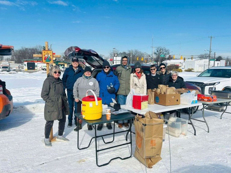 A group of volunteers from St. Matthew’s, Westerville joined St. John’s, Columbus’ Street Church ministry last February.